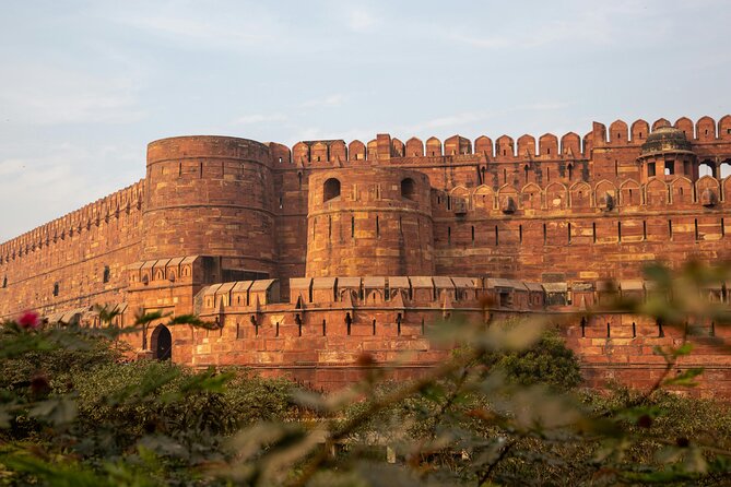 1-Day Trip to Taj Mahal and Agra from Mumbai with Both side Commercial Flights - The return to Delhi and Mumbai