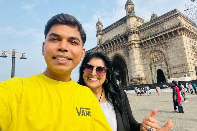 All in One Mumbai City, Slum & Bollywood Tour with Transport - Mani Bhavan and Gandhi’s Mumbai years