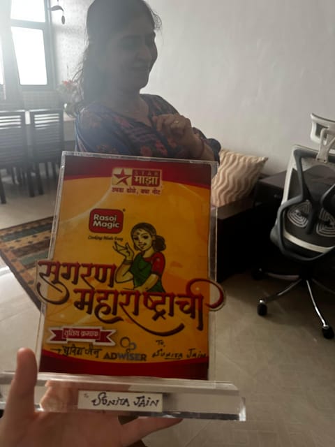 Authentic Mumbai: Home-Cooked Meal with a Local Host - Key points to know before booking