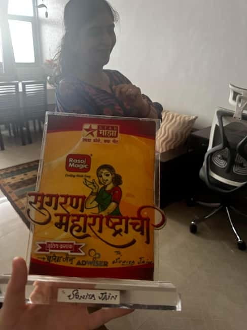 Authentic Mumbai: Home-Cooked Meal with a Local Host - Arriving in Santacruz East