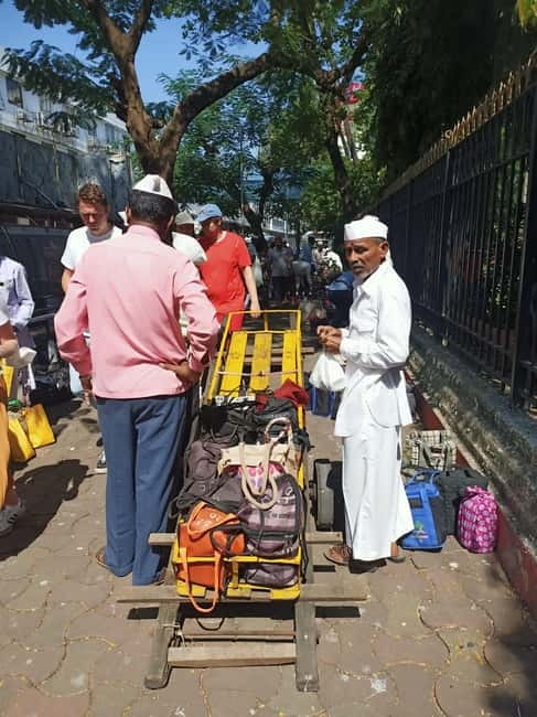 Best Combo Tour: Dabbawalas, Dhobi Ghat and Slum with Train - Why this four-hour route feels like real Mumbai