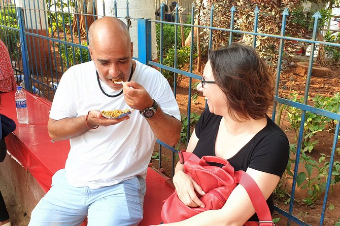 BEST Mumbai's Street Food-Evening Tour - Chor Bazaar: Dosa, Chicken Tikka, and Ice Cream