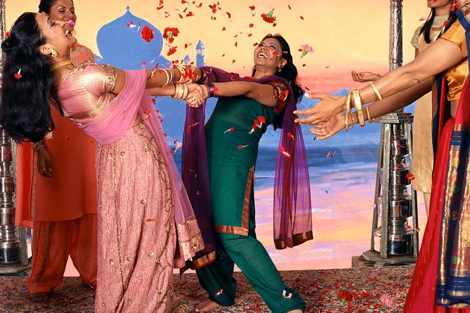 Bollywood Studio Tour in Mumbai - Choosing six hours or nine
