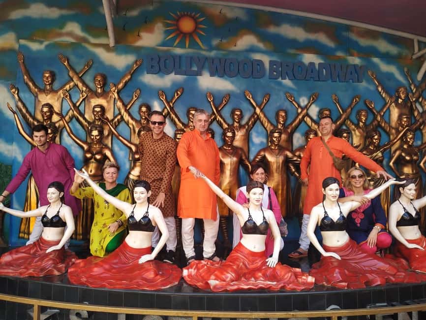Combo of City and Bollywood Tour - Why this makes a useful first day in Mumbai