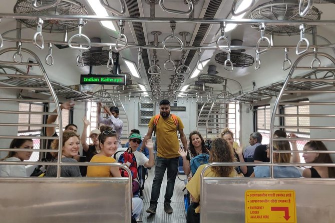 Dharavi, Dhobighat, and Mumbai Dabbawallas - Meeting at Churchgate and getting started