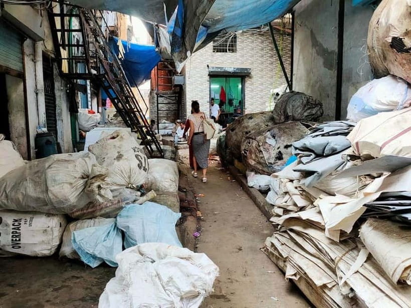 Dharavi Slum Tour - Guides who add the human side