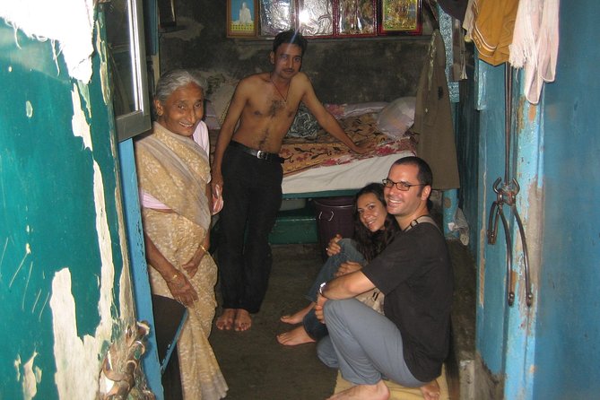 Dharavi slum tour in Mumbai by Female tour guides of the slum - Why Dharavi is more than a poverty story
