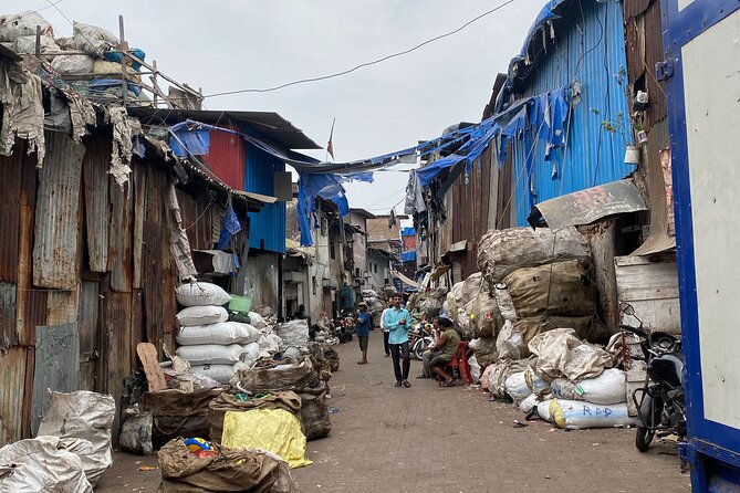 Dharavi Slum tour in Mumbai by local resident - Why this Dharavi walk is different