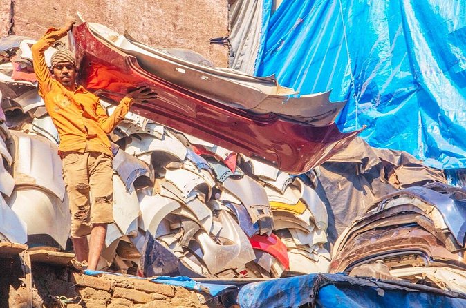 Dharavi Slum Walking Tour: Daily Life in Asia's Largest Slum - Kumbharwada and the work of the potters