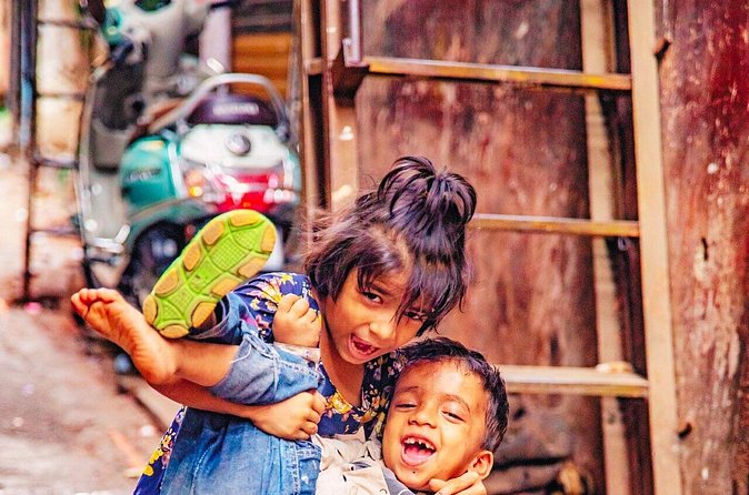 Dharavi Slum Walking Tour: Daily Life in Asia's Largest Slum - Timing, fitness, and practical details