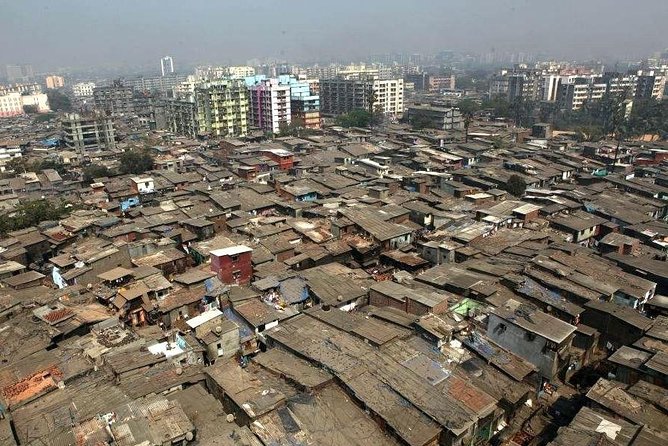 Dharavi Slumdog Millionaire Tour - Following the work from plastic to cardboard