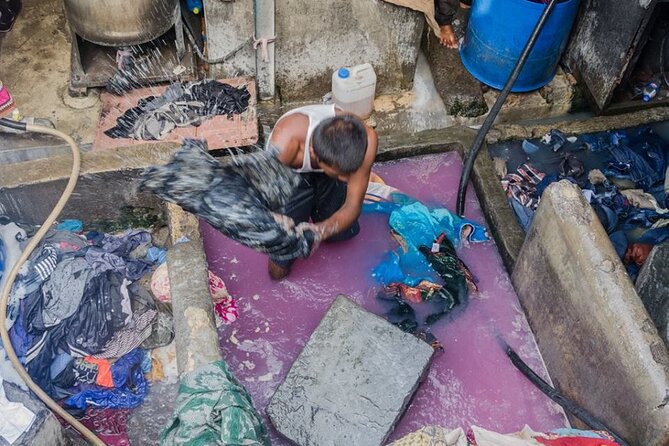 Dhobi Ghat Guided Tour A walk inside the biggest open air Laundry - Meeting at Mahalaxmi Station