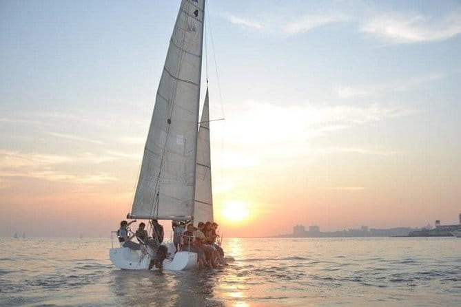 Discover Sailing at Iconic Gateway- Mumbai - Key points to know before sailing