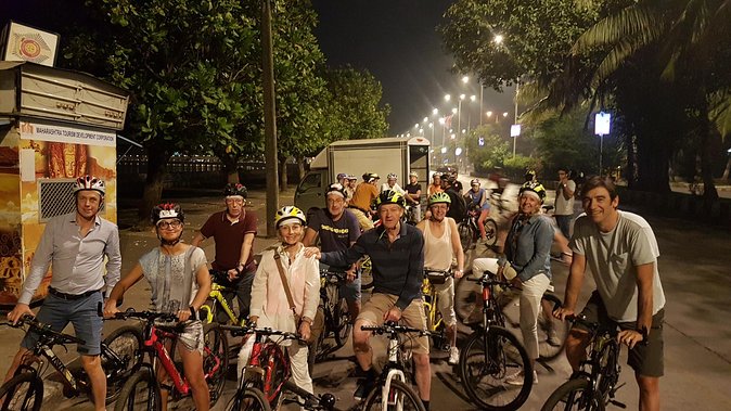 Early Morning Old Mumbai Private Cycle Tour With Breakfast - Marine Drive and the Queen’s Necklace