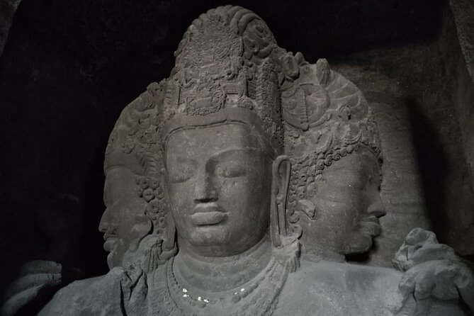 Elephanta Caves Tour by Private Speed Boat - A short look at the Gateway of India