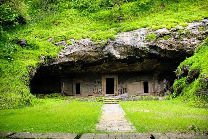 Elephanta Island Guided Tour - Starting at the Royal Bombay Yacht Club at 9 a.m.