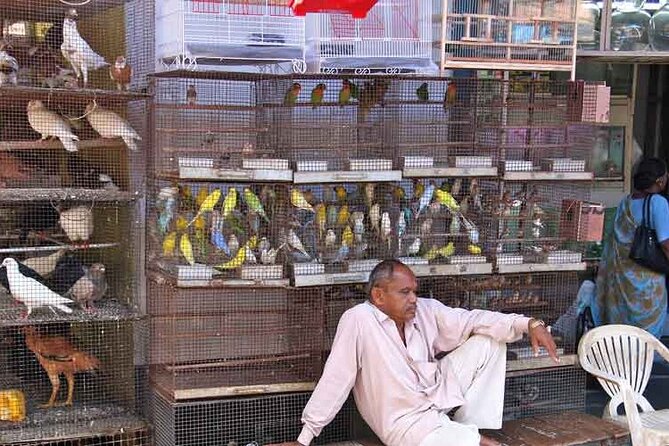 Explore the New colorful places in Mumbai Market Tour - Mumba Devi Temple and Madhav Baugh