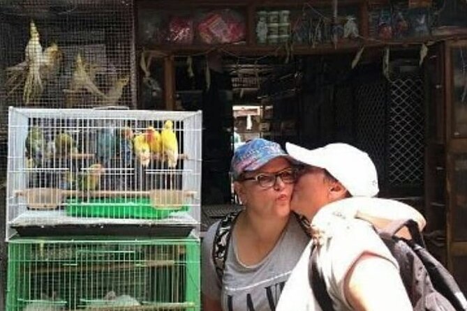Explore the New colorful places in Mumbai Market Tour - What the Guides Add to the Walk