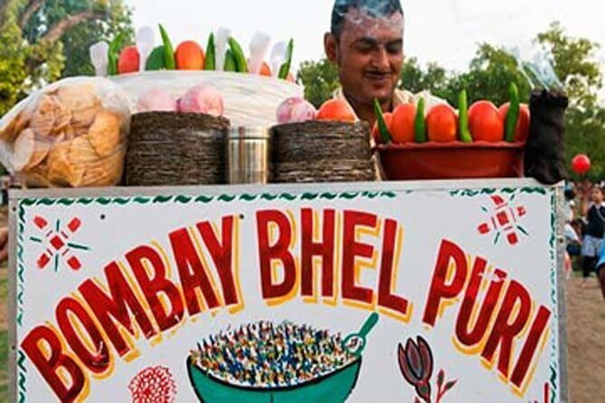 Full-Day Food Tour of Mumbai with Spice Bazaar Visit - Taking a train and learning about the dabbawallas