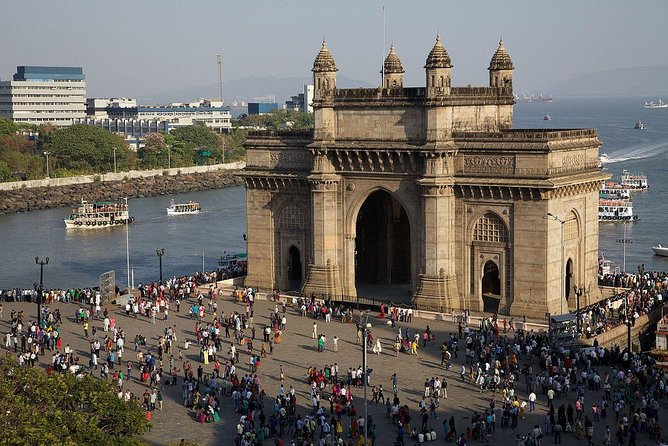 Full Day Mumbai Sightseeing Tour with Dharavi Slum - Marine Drive and Mumbai’s public face