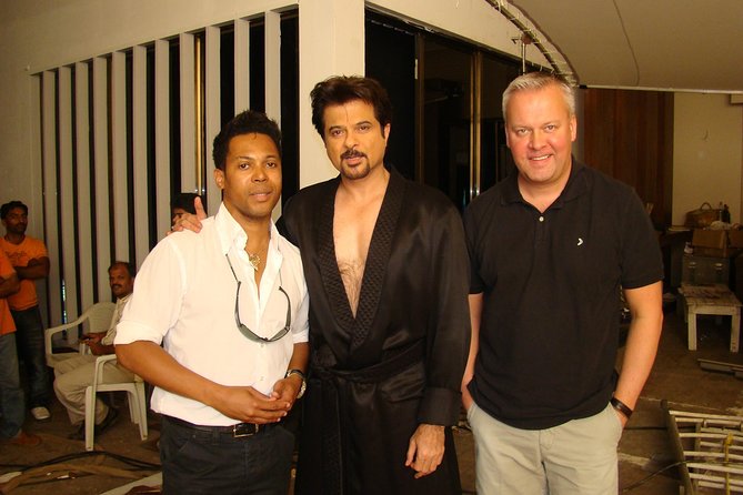 Full-Day Private Slum and Bollywood Tour with DANCE. - Dharavi’s lanes and working workshops