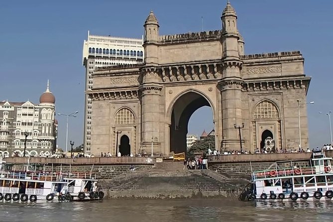 Half Day Tour Of Mumbai City - Chowpatty Beach for snacks and people-watching