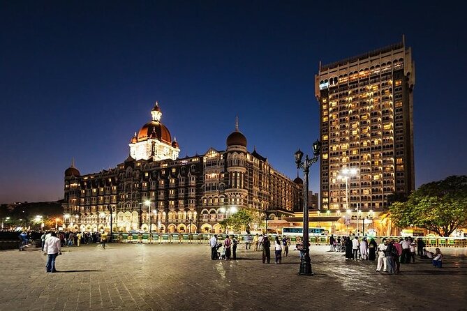 Highlights of Mumbai Sightseeing Tour: TRAVELLERS CHOICE AWARDED - Gateway of India and Colaba