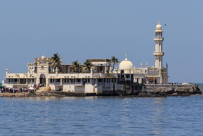 Hightlight Mumbai Tour - Marine Drive and the curve of Back Bay