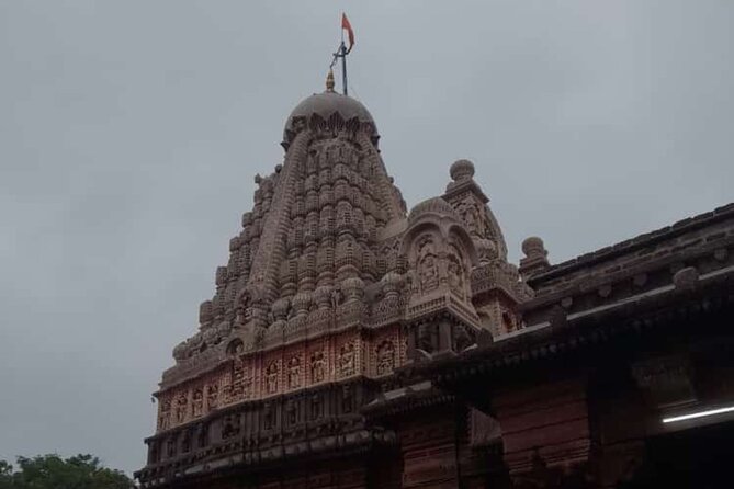 Maharashtra Three Jyotirlinga Tour from Mumbai - Day 2: Trimbakeshwar and the Nashik connection