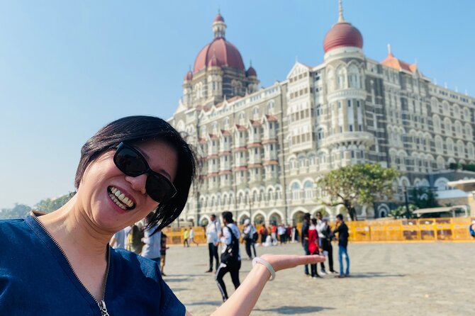 Mumbai 3 days package - Sightseeing, Food, Shopping, Slum, Bollywood & Kanheri - Day 1: Mumbai’s icons, working waterfront, and Dharavi
