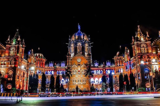 Mumbai After Dark: Private Night Tour with AC Transfers - Starting near CST and heading to the Gateway of India