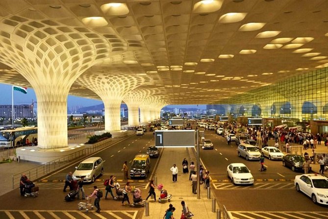 Mumbai Airport Transfer in Private Vehicle - Communication is a major part of the service