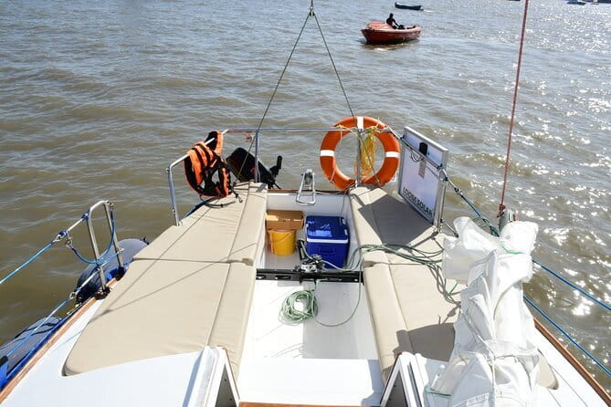 Mumbai Bay Breeze Sail on a Compact Yacht Experience - The Harbor Views You Will See