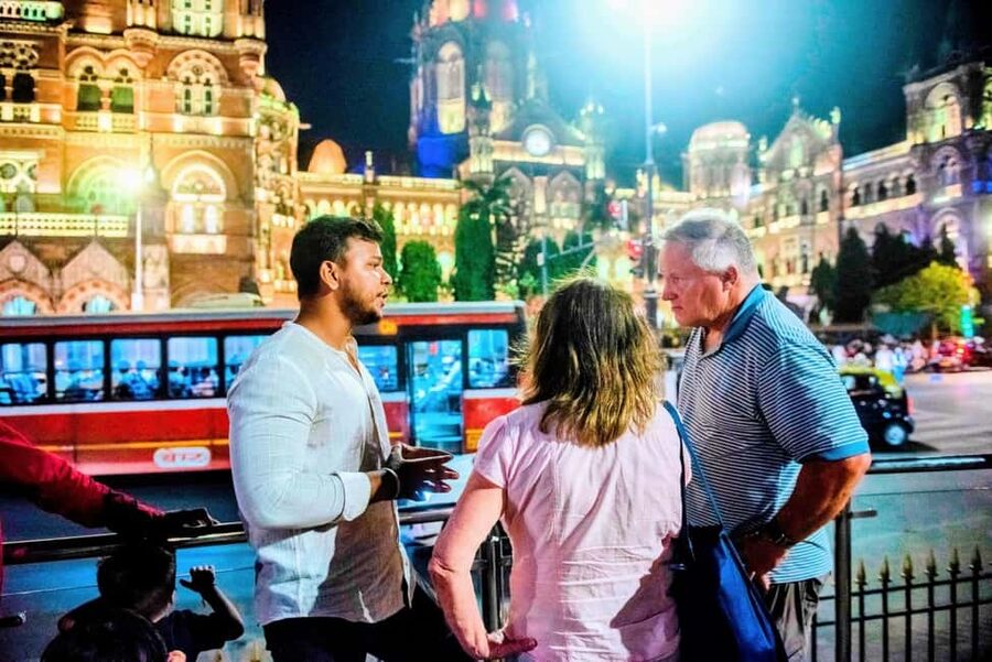 Mumbai by Night: Private Iconic Sights Tour in Lights - Key points to know before booking