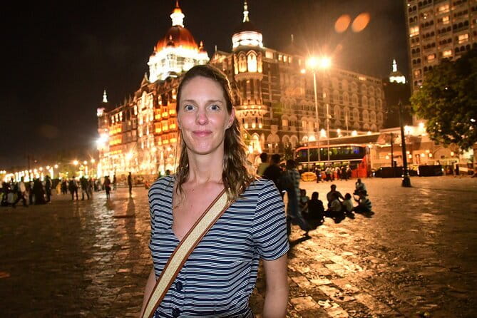 Mumbai by Night: Private Tour of Iconic Sights in Lights - Key points at a glance