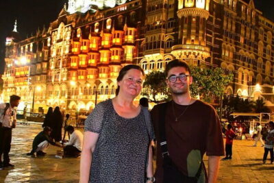 Mumbai by Night: Private Tour of Iconic Sights in Lights