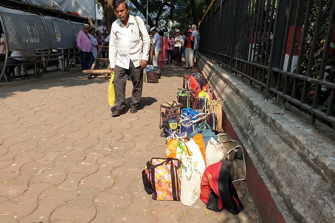 Mumbai City + Dabbawala aka Lunchbox + Train Ride Tour - The Unfeigned Mumbai. - Hanging Gardens and Kamala Nehru Park