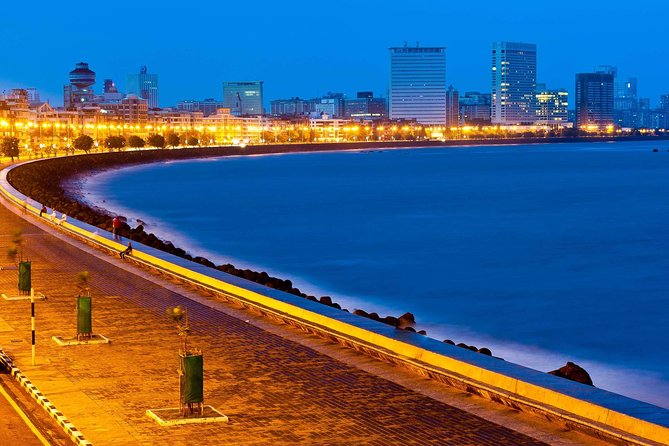 Mumbai City of Dreams Tour in Private Vehicle - Antilia, Hanging Gardens, and the Jain temple
