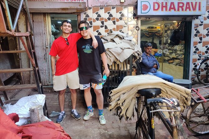 Mumbai City Sightseeing Guided Tour on a Bicycle - Gateway of India and the Taj hotels