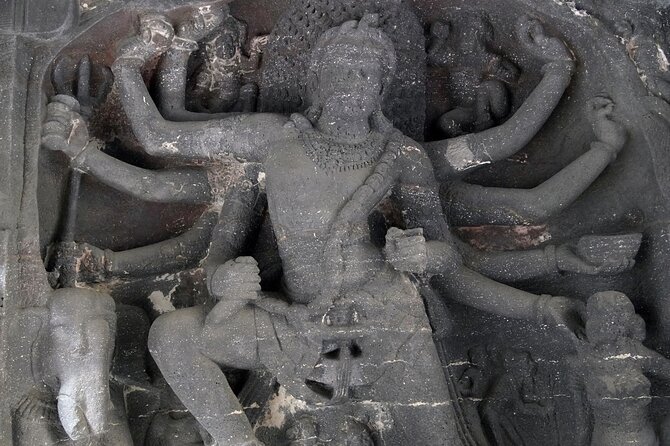 Mumbai City Sightseeing with Elephanta Caves Full Day Tour - What the private format really adds