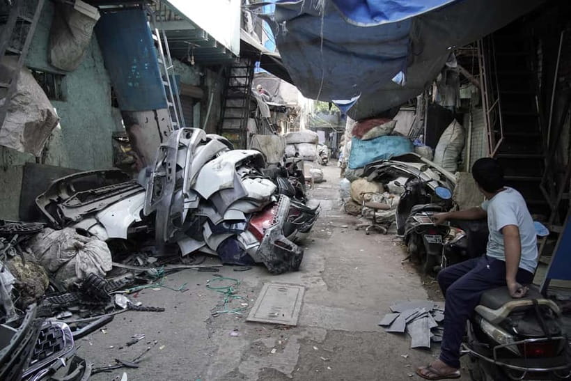 Mumbai: City & Slum Full-Day Exploration - Guide quality and the tone of the Dharavi walk