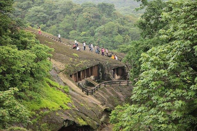 Mumbai City Tour with Licensed Guide and Lunch - Oval Maidan and the colonial city