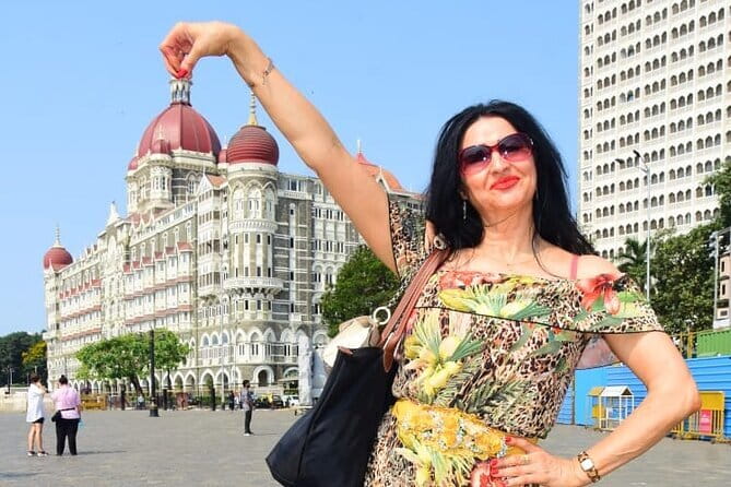 Mumbai City Tour with Licensed Guide and Lunch - Chhatrapati Shivaji Terminus