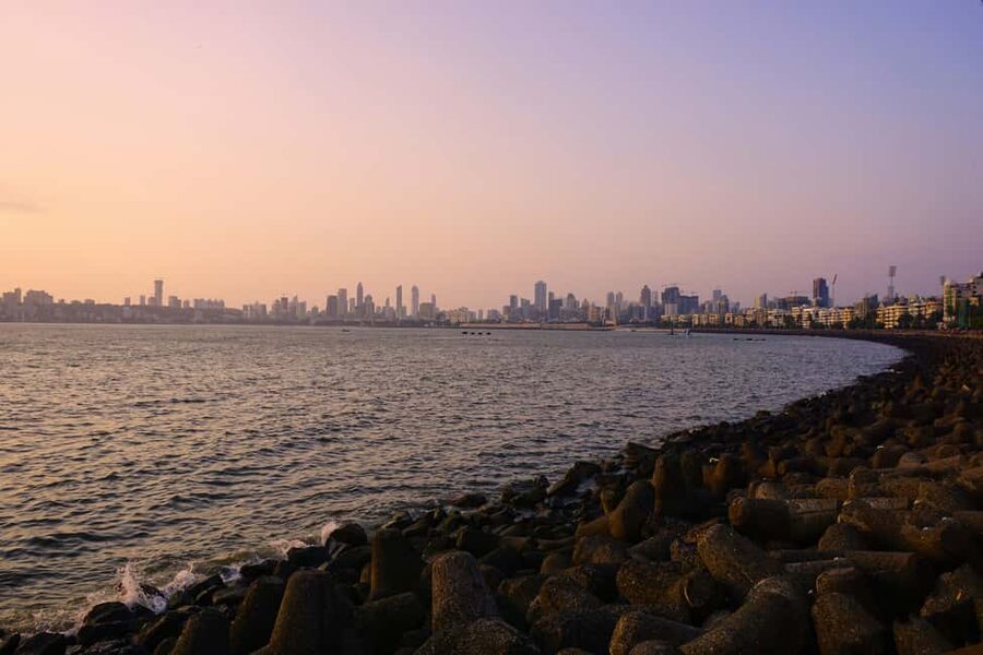 Mumbai City Tour with Option to Add Elephanta Caves - Mumbai University, Rajabai Clock Tower, and the Oval