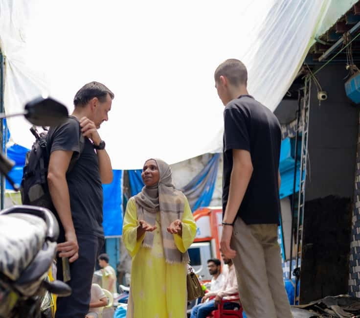 Mumbai: Dharavi Slum and Dhobi Ghat Laundry Tour - Starting near Third Wave Coffee