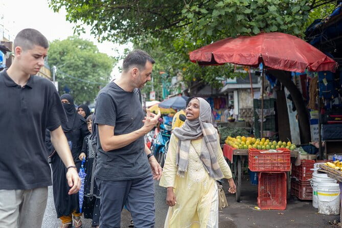 Mumbai Dharavi Slum, Dhobi Ghat & Dabbawala Lunchbox Tour - The Dabbawala Stop Takes You Inside Mumbai’s Meal System