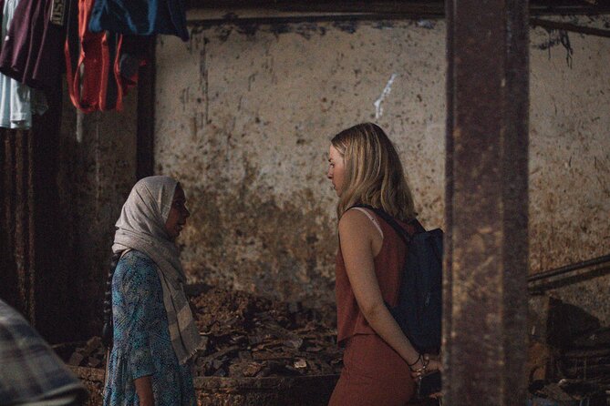 Mumbai Dharavi Slum Tour With Local English Guide - Meeting at Mahim and Getting There