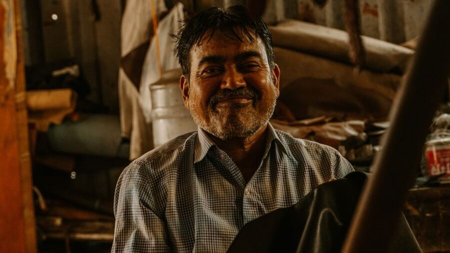 Mumbai: Dharavi Slum Walking Tour by First Female Tour Guide - Meeting at Third Wave Coffee