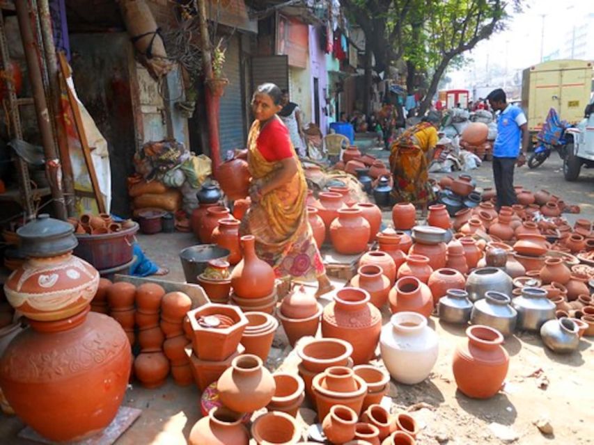 Mumbai: Dharavi Slum Walking Tour with Local Slum Dweller - Homes, markets, schools, and everyday routines