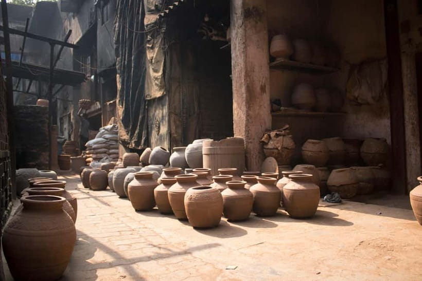 Mumbai: Dharavi Slum Walking Tour with Options - Kumbhar Wada and the pottery tradition
